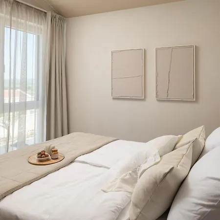 My Dalmatia - Kastel Mrkic With Private Pool, Sauna & Jacuzzi Vakantiehuis
