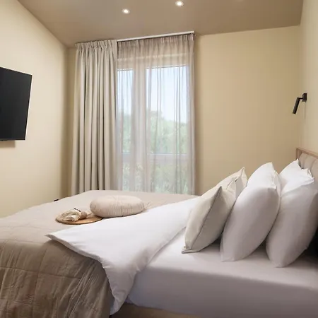 My Dalmatia - Kastel Mrkic With Private Pool, Sauna & Jacuzzi * Sveti Filip i Jakov