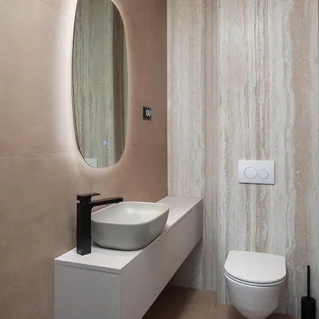 My Dalmatia - Kastel Mrkic With Private Pool, Sauna & Jacuzzi Sveti Filip i Jakov