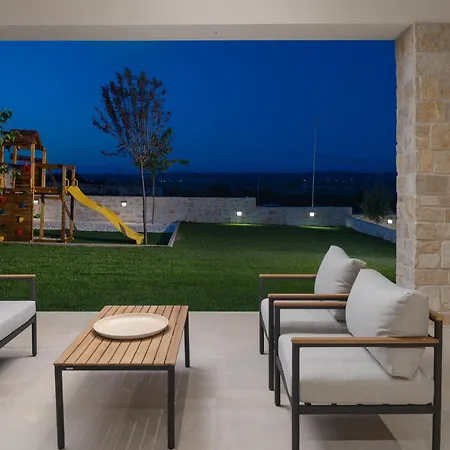 My Dalmatia - Kastel Mrkic With Private Pool, Sauna & Jacuzzi Feriehus Sveti Filip i Jakov
